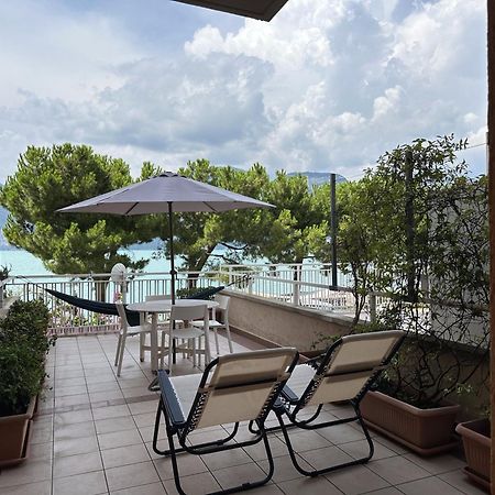 Apartment Du Lac By Gardadoma Brenzone sul Garda Exterior foto